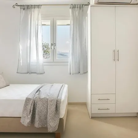 Apollonides Seafront Villa1 Aoede *