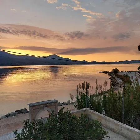 Apollonides Seafront Villa1 Aoede Ληξούρι